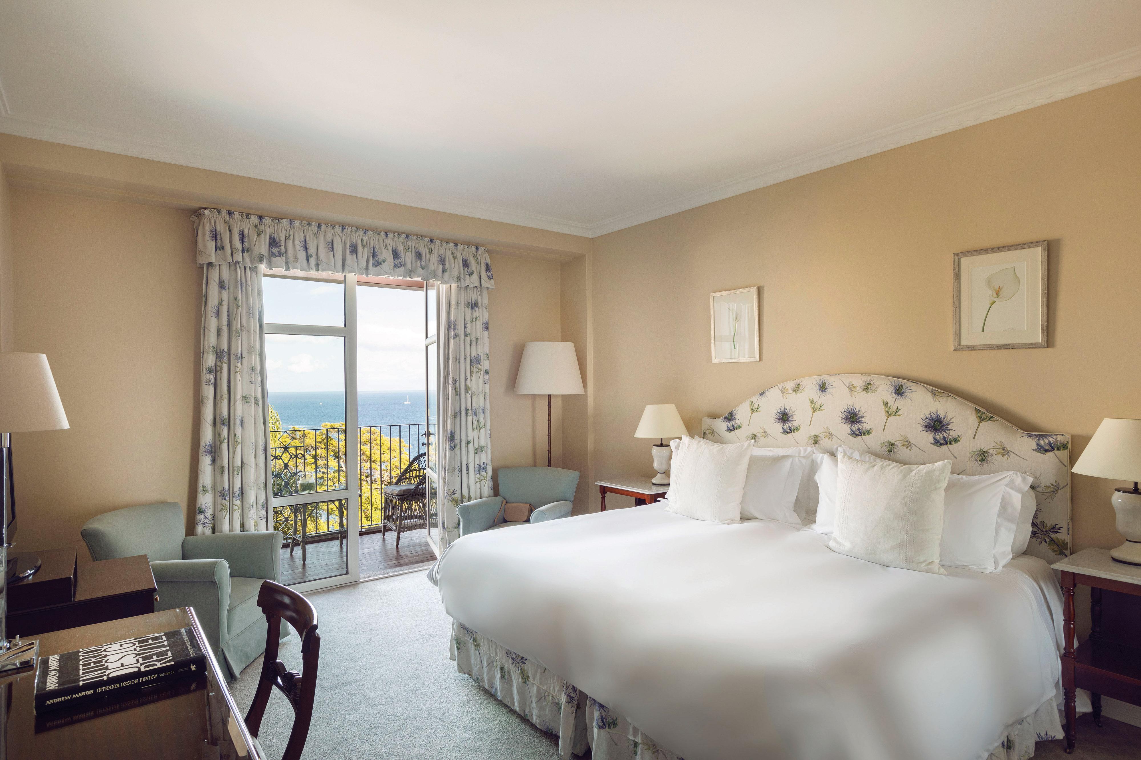 Deluxe Sea View Room