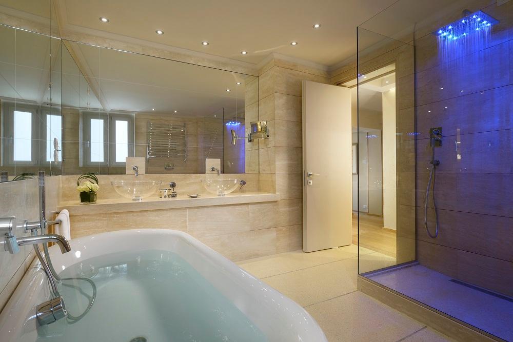 402: Romantic Room