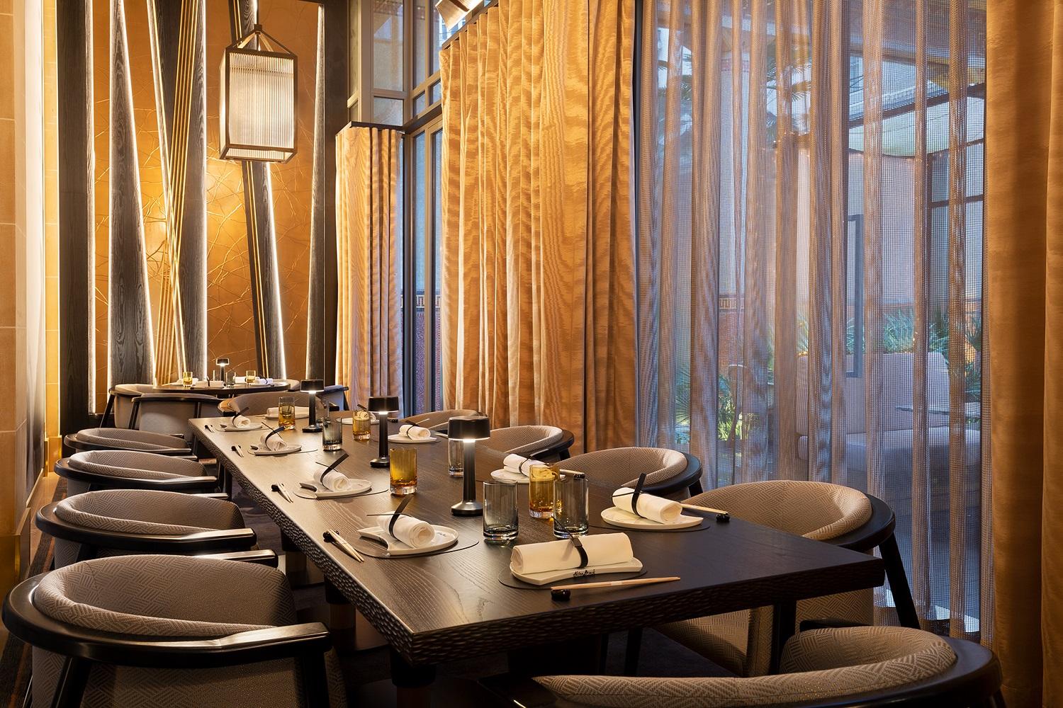 Prince de Galles, a Luxury Collection Hotel, France — Prince de Galles, a Luxury Collection Hotel - Suite Akira