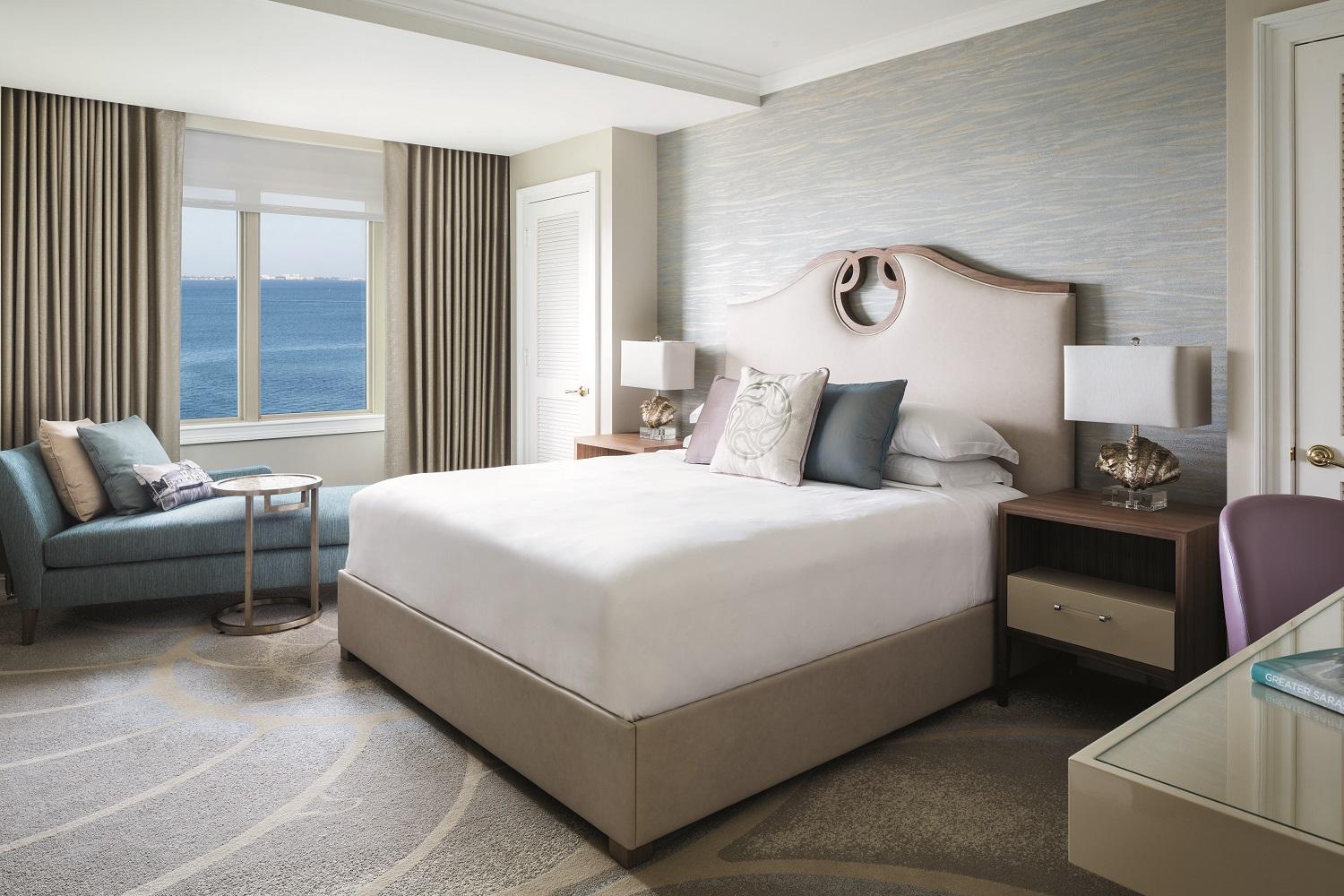 Bay View Suite