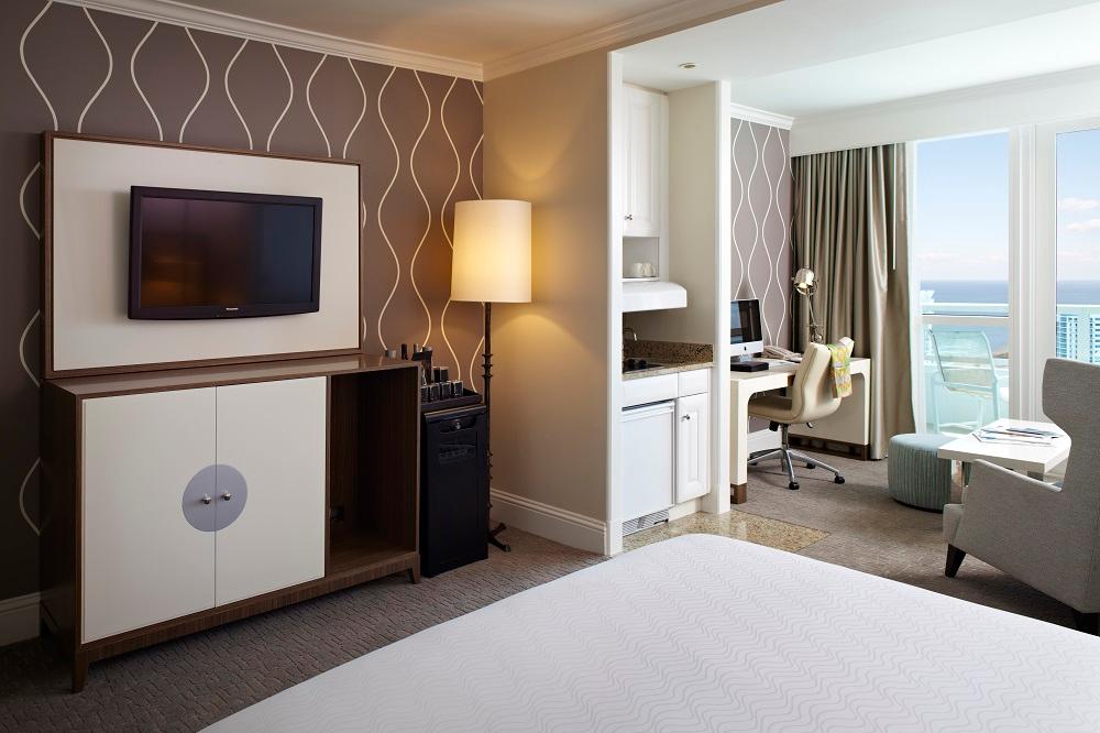 Tresor Bay View Junior Suite