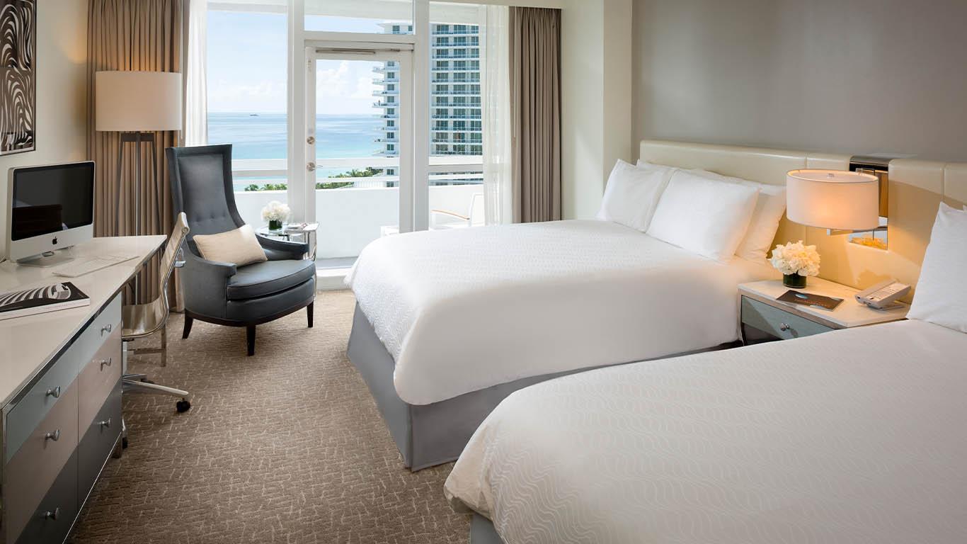 Oceanfront Guestroom with Balcony