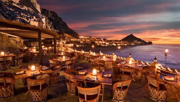 Waldorf Astoria Los Cabos Pedregal, Mexico — Waldorf Astoria Los Cabos Pedregal - El Farallon Restaurant
