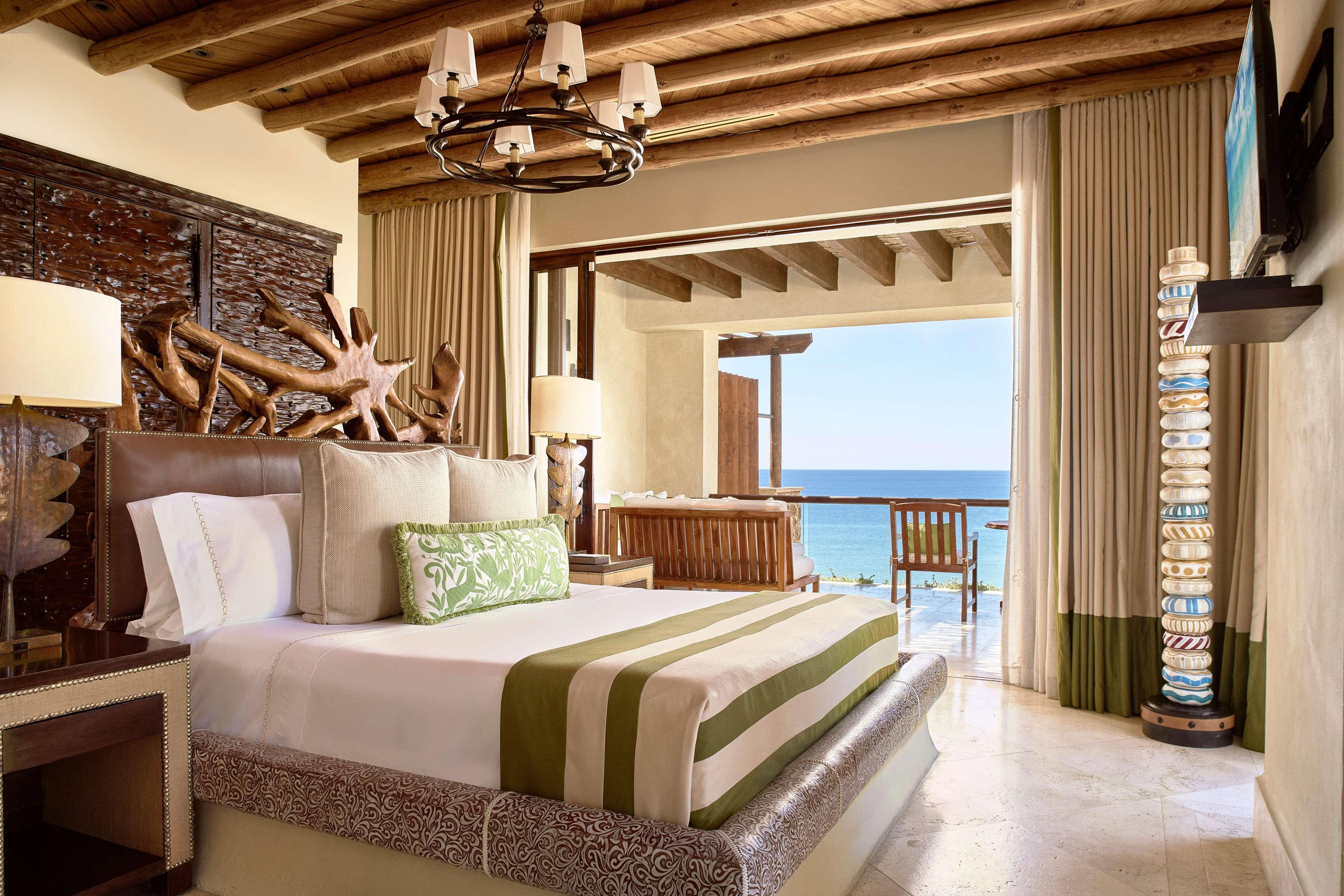 One Bedroom Ocean View Suite