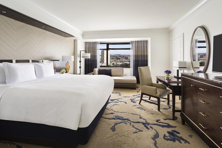 Club King Guest Room