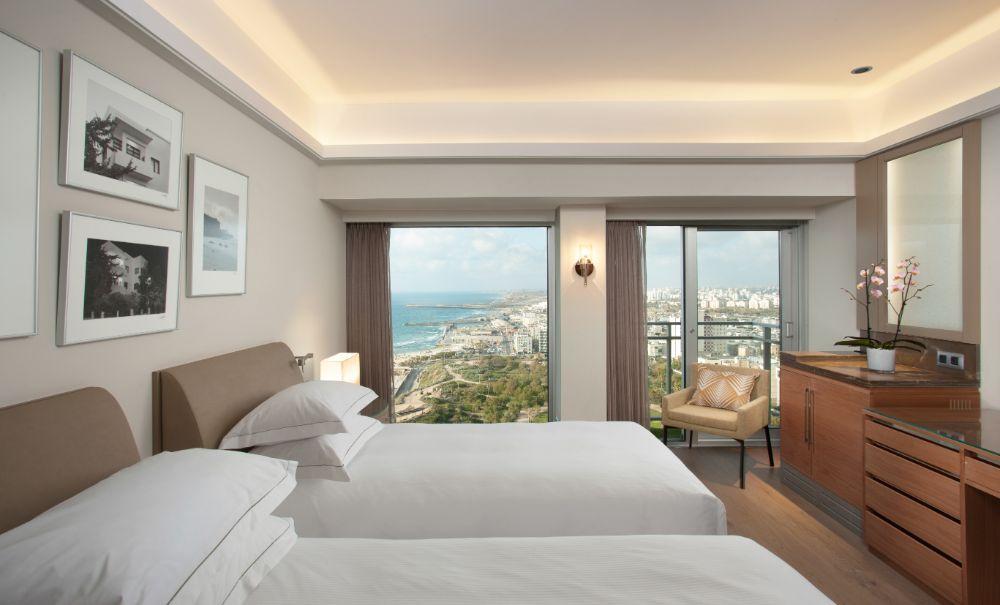 Twin Grand Vista Room with Sea View