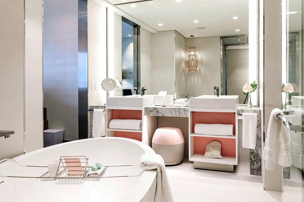 Luxury Rooms