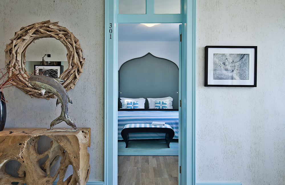 Elegance Blue House