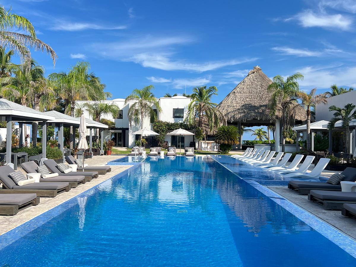 Las Terrazas Resort & Residences, Belize — Las Terrazas Resort & Residences