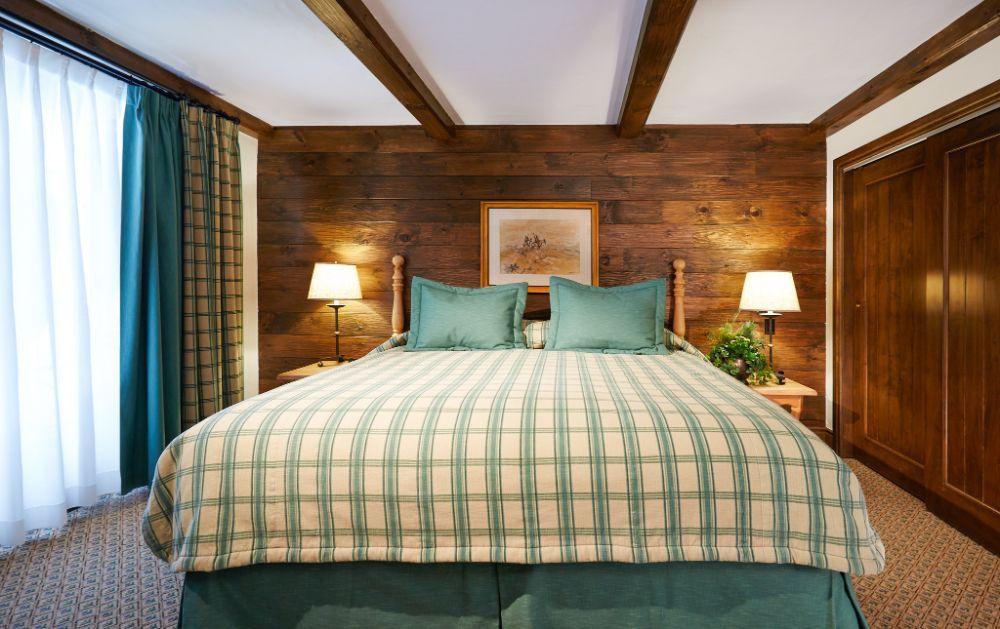 Gore Creek Suite (1 king, 1 double Murphy Bed)