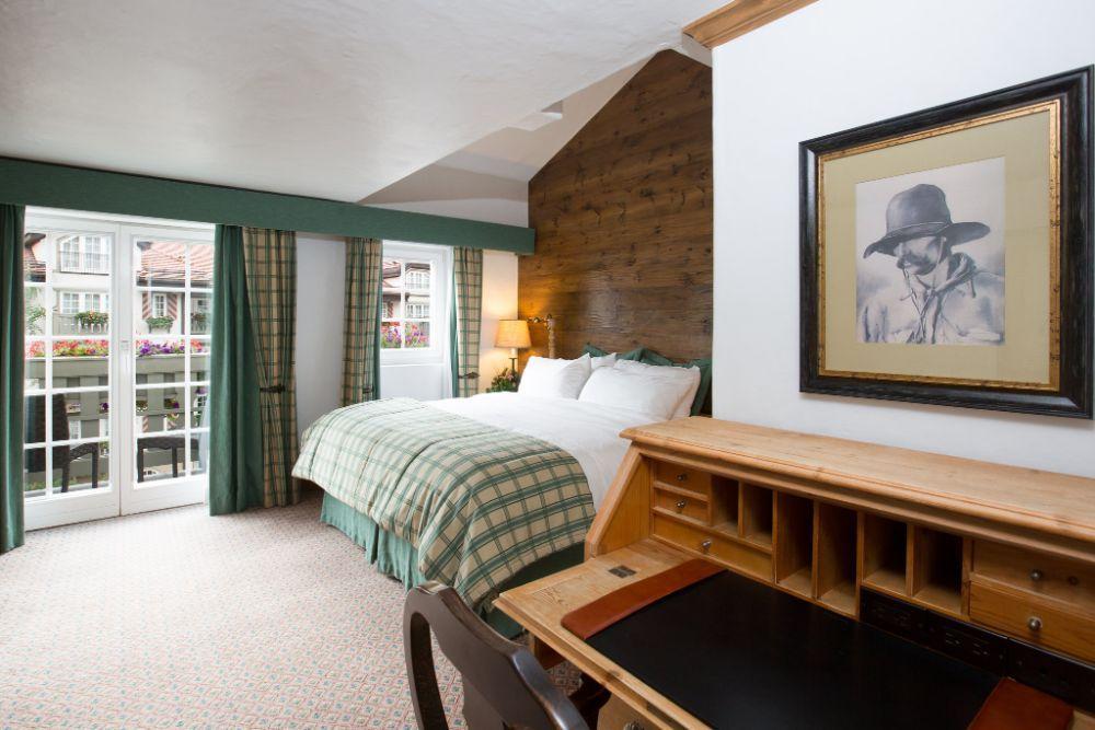 Juniper Hotel Rooms Double (2 double beds)