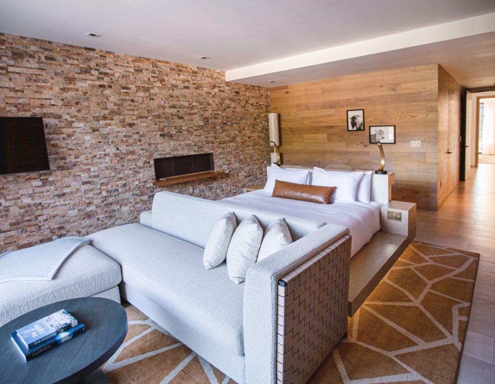 Signature Suite