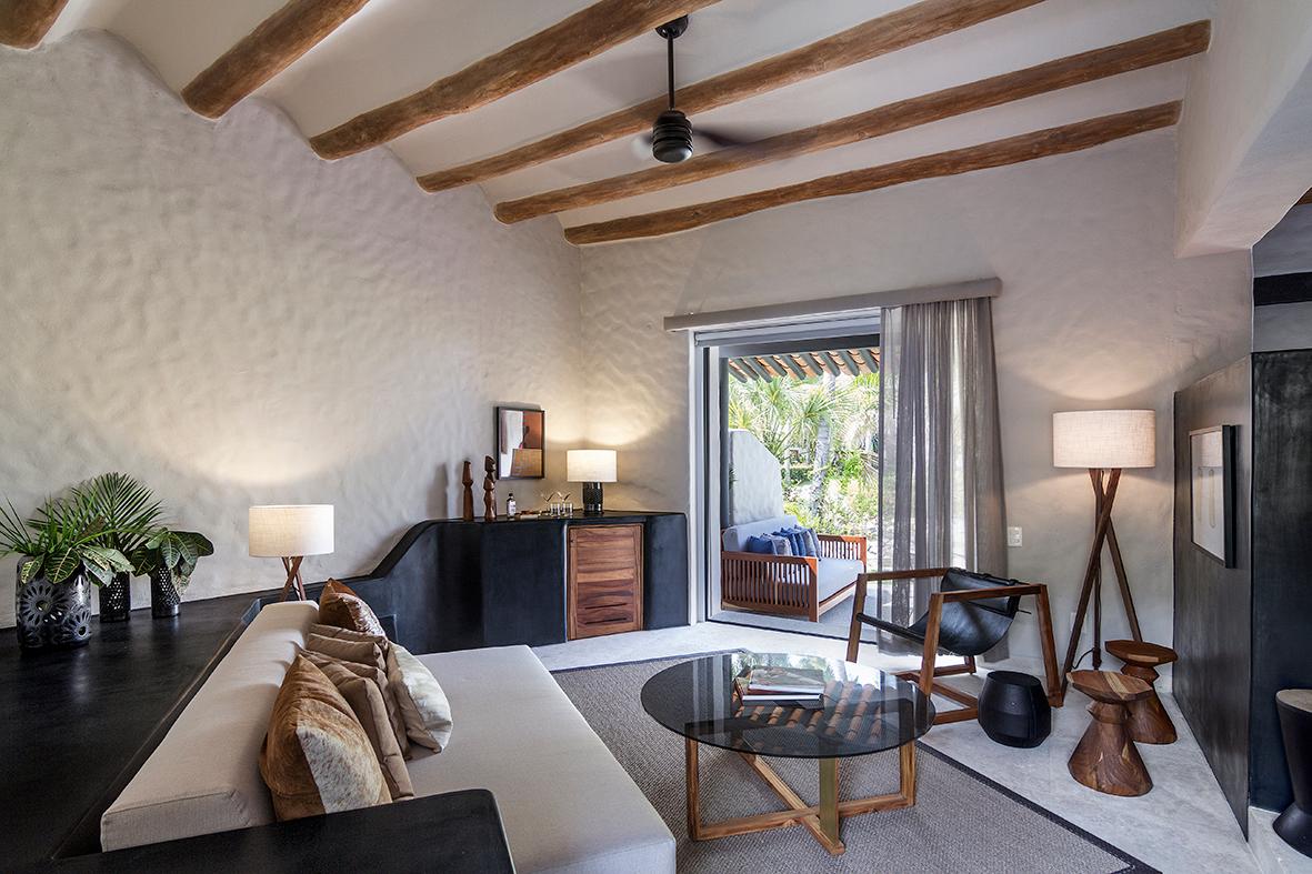 Lagoon Suite with Plunge Pool
