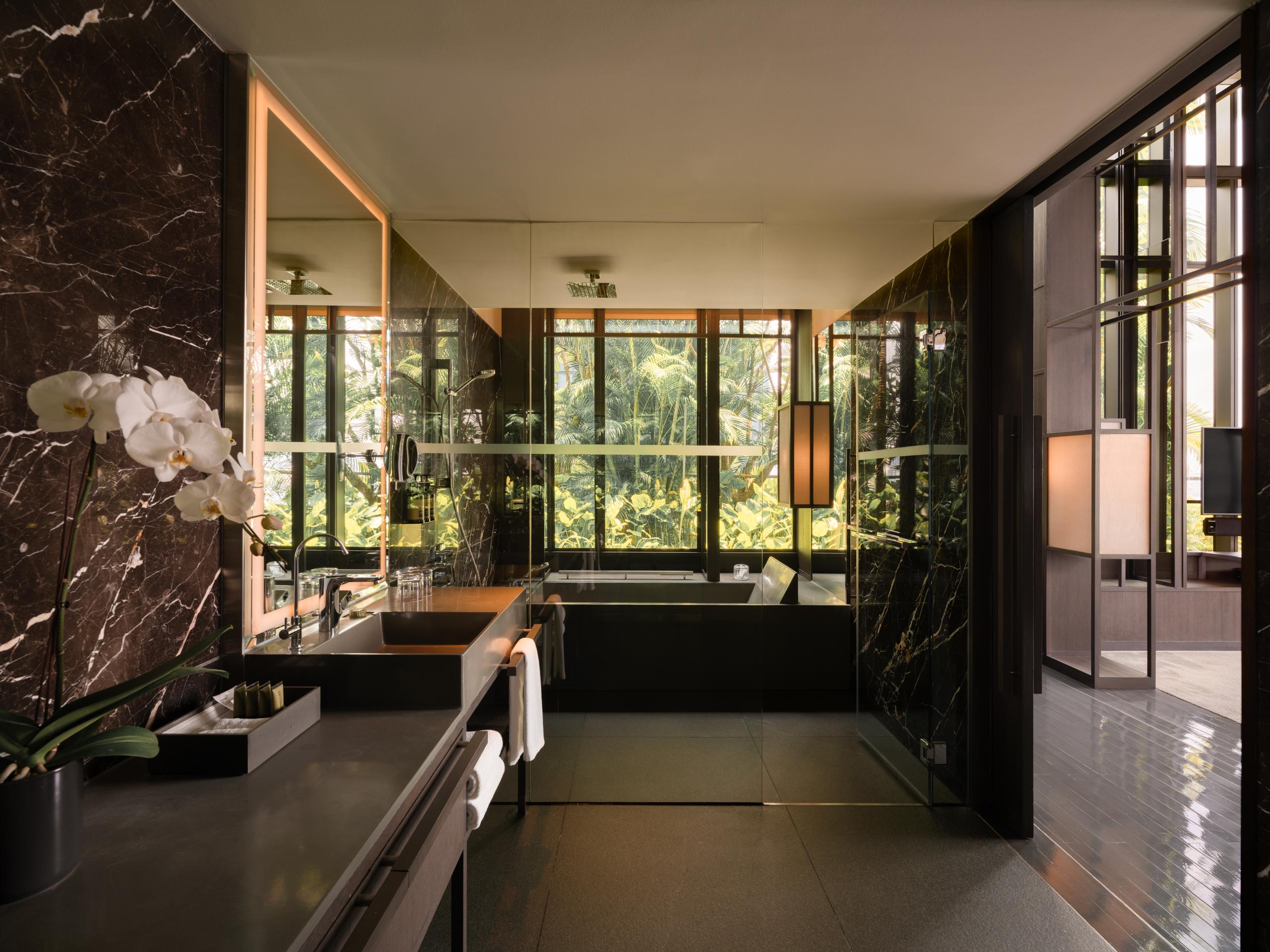 PARKROYAL COLLECTION Suite