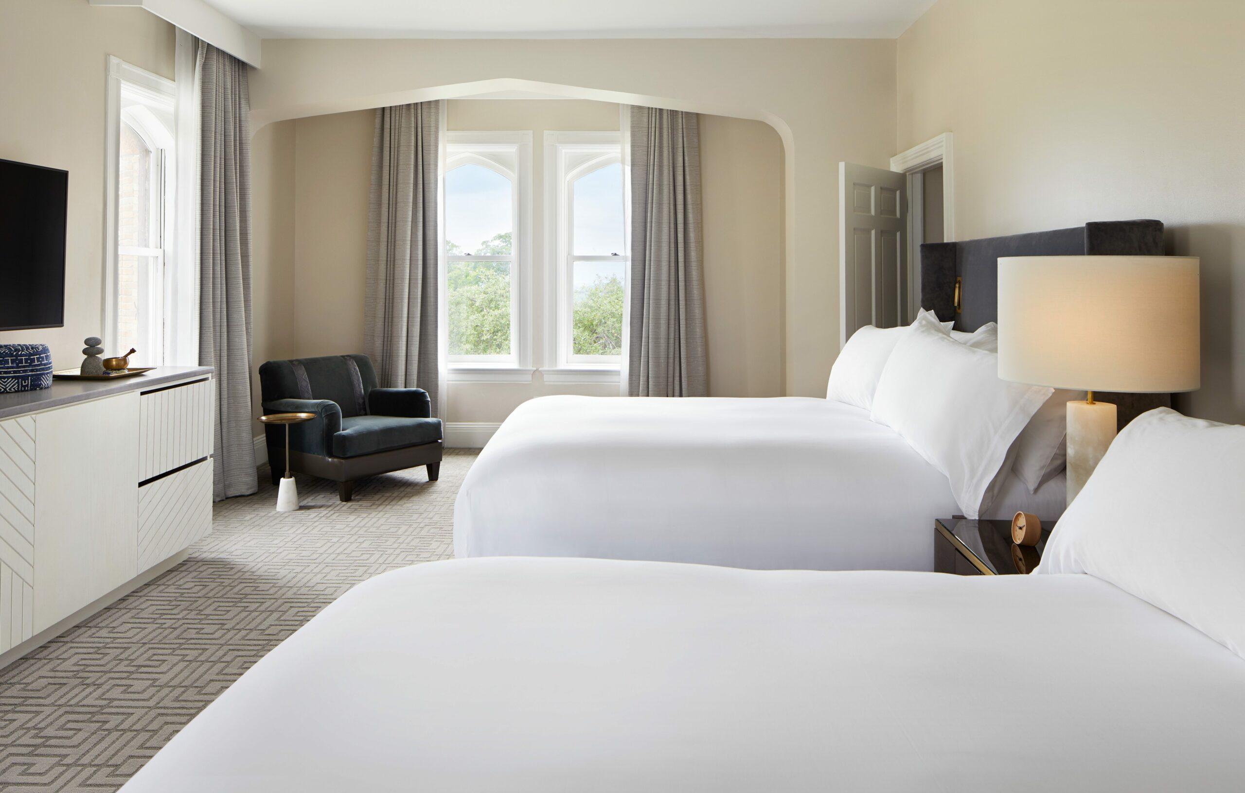 Wyndhurst Mansion - Olmsted Suite