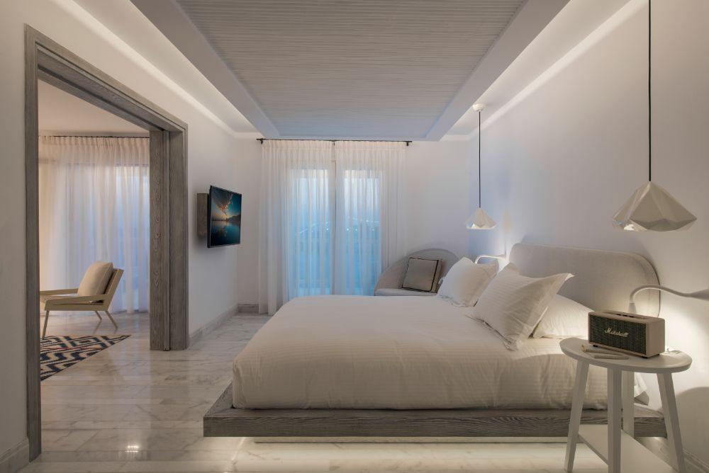 Marina 1 Bedroom Pool Suite