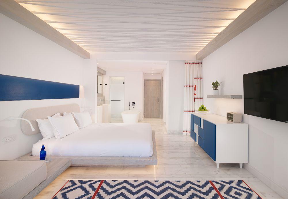 Riviera Retreat