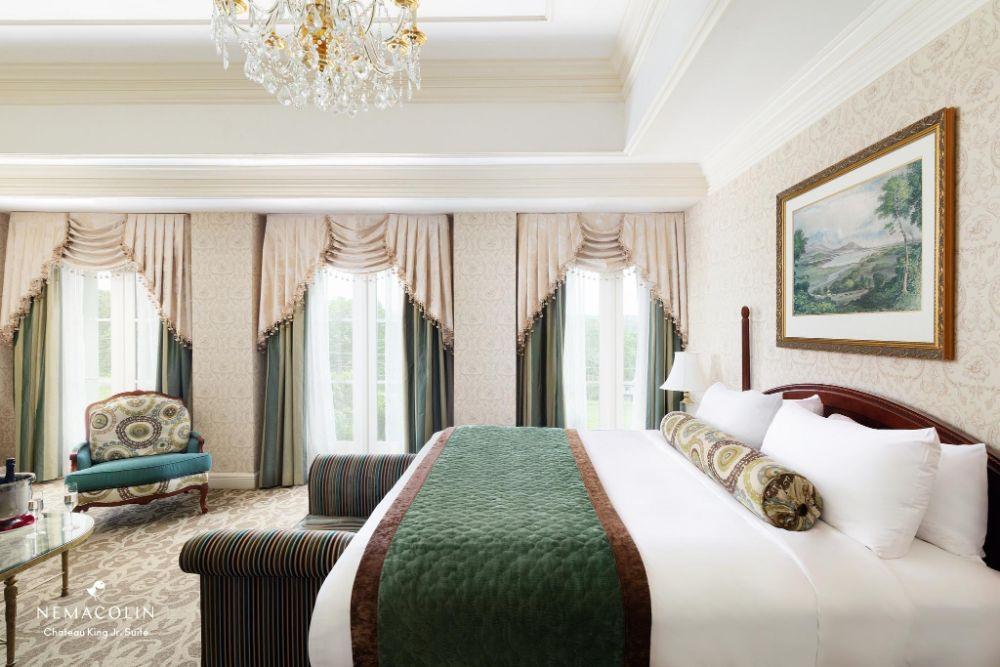 Chateau Junior Suite King