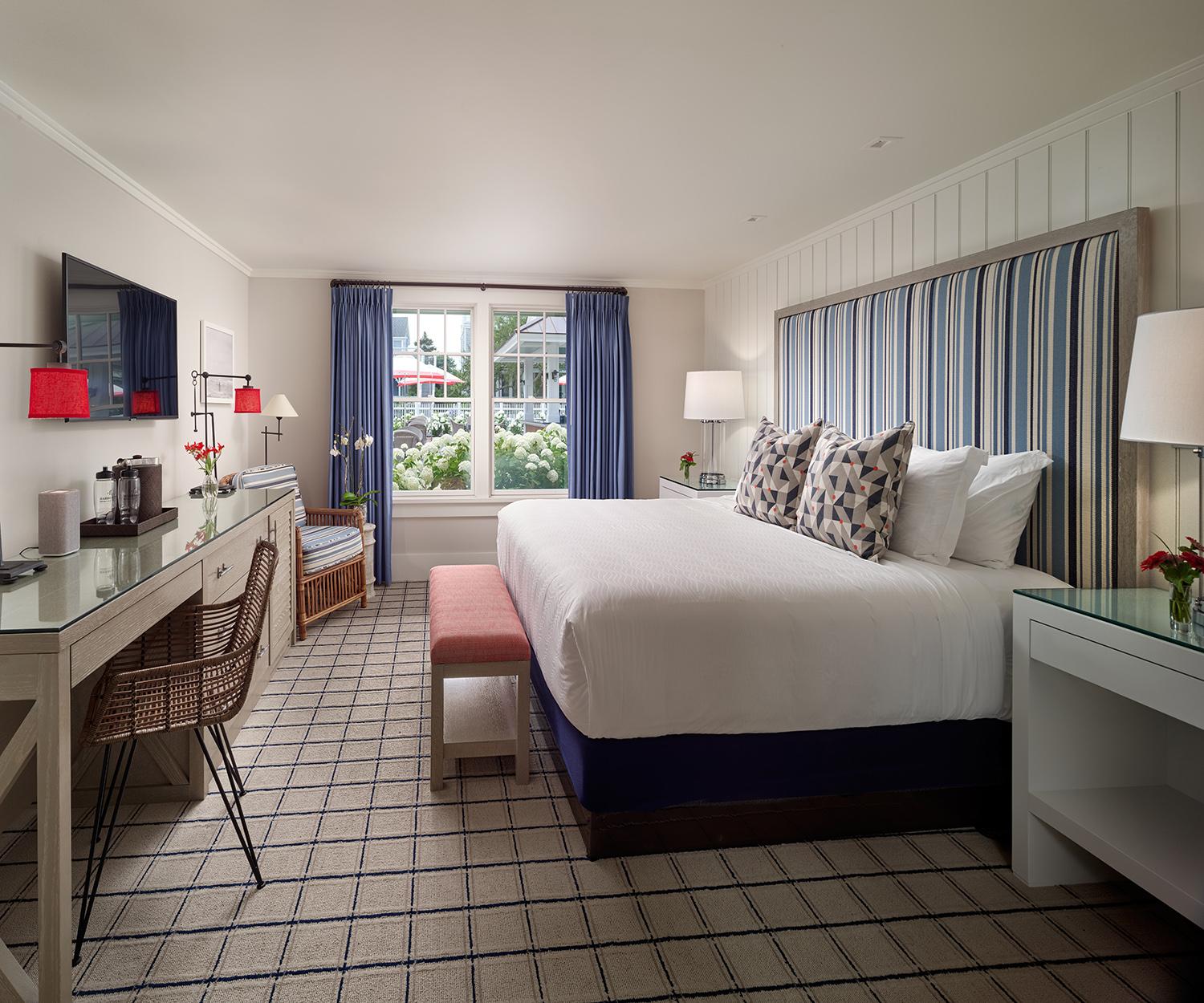Vineyard King Room