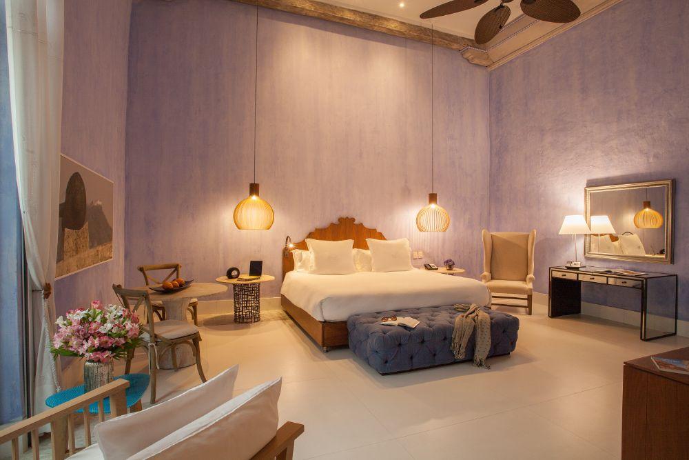 Colonial Suite