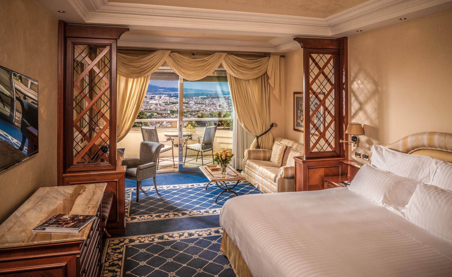 Deluxe Rome View Room