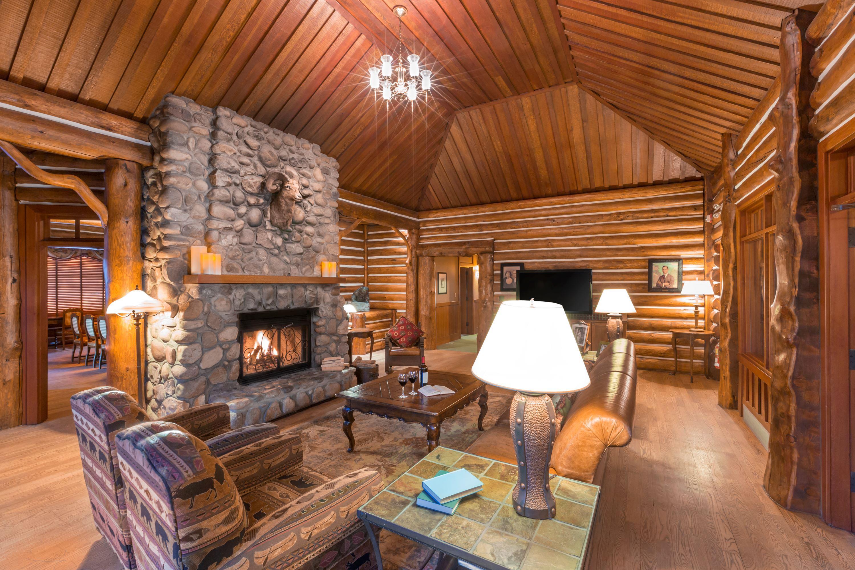 Outlook Cabin