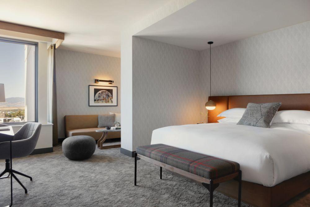 Signature 1 King Bed