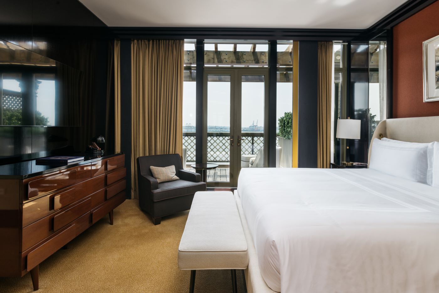 Verrazzano Suite (Two Bedroom) ADA