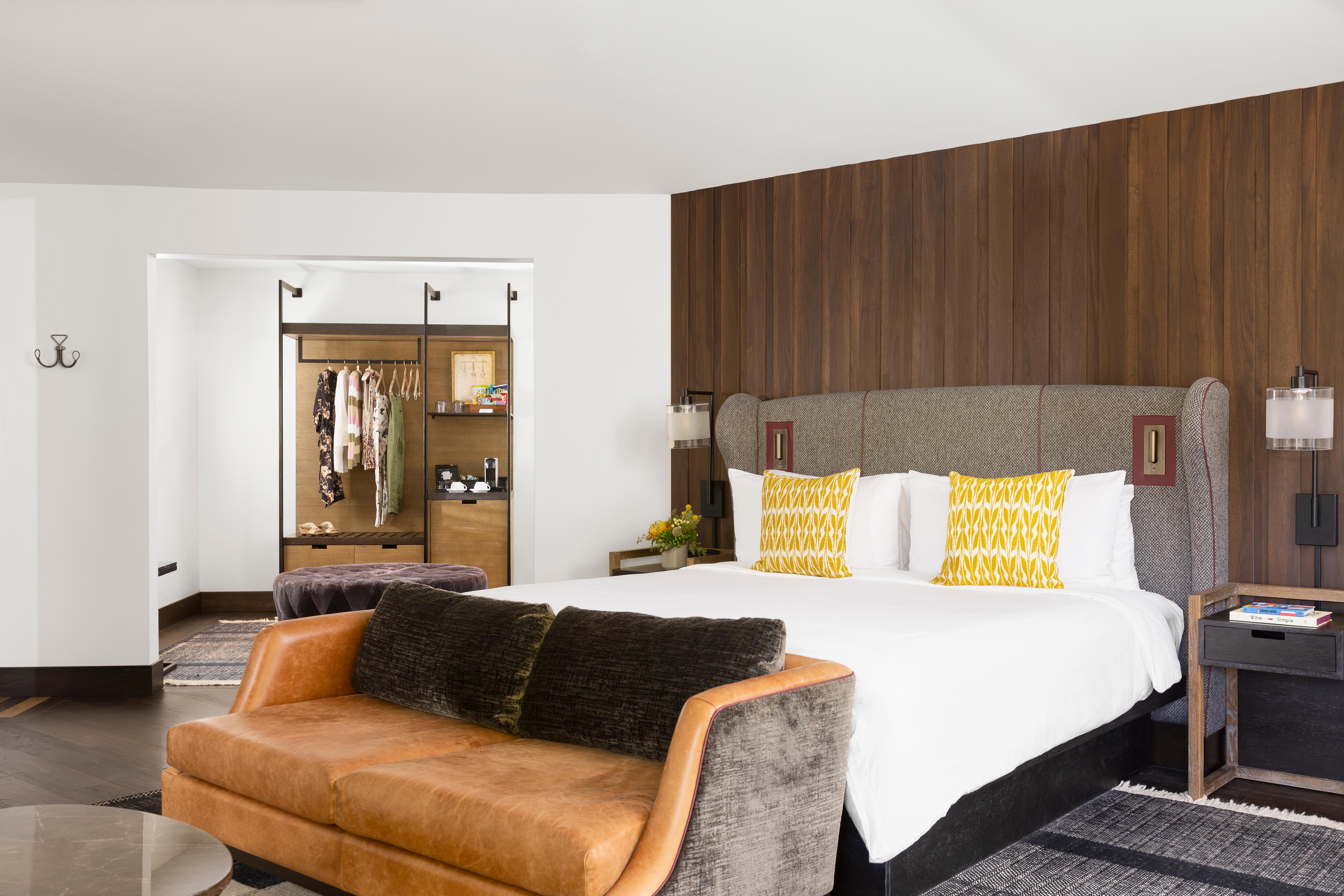 The Villagio Estate Suite