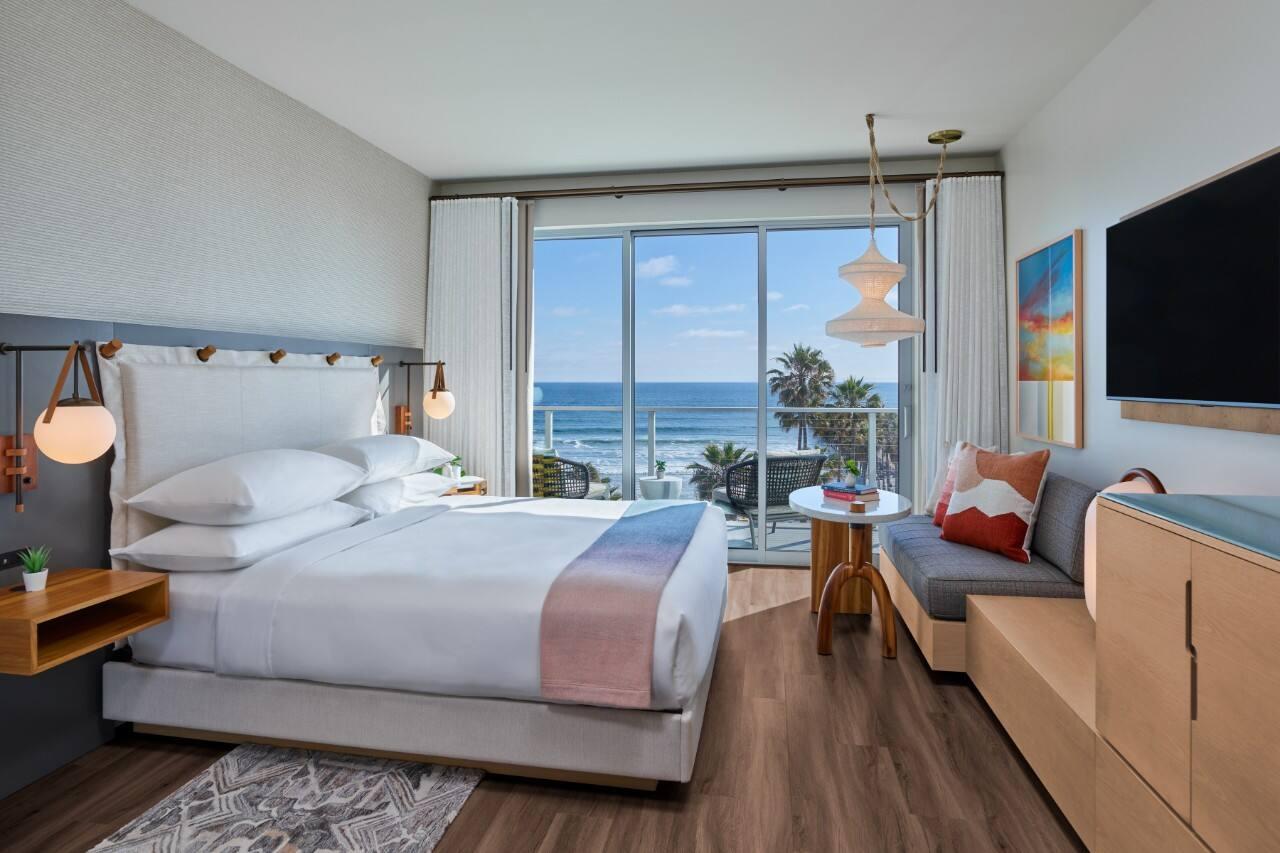 Ocean-View 1 King Bed