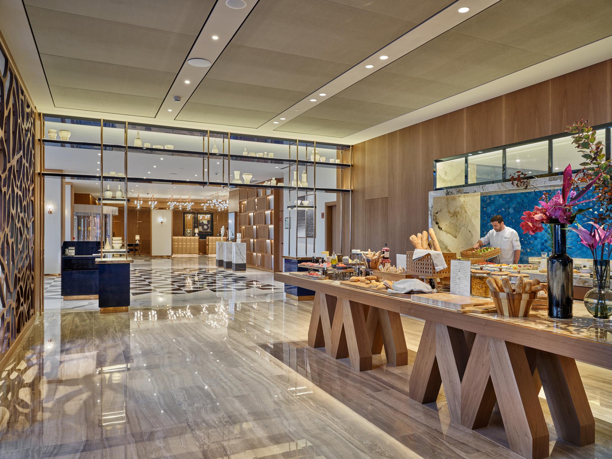 InterContinental Barcelona, Spain — InterContinental Barcelona - Arrel Restaurant Buffet