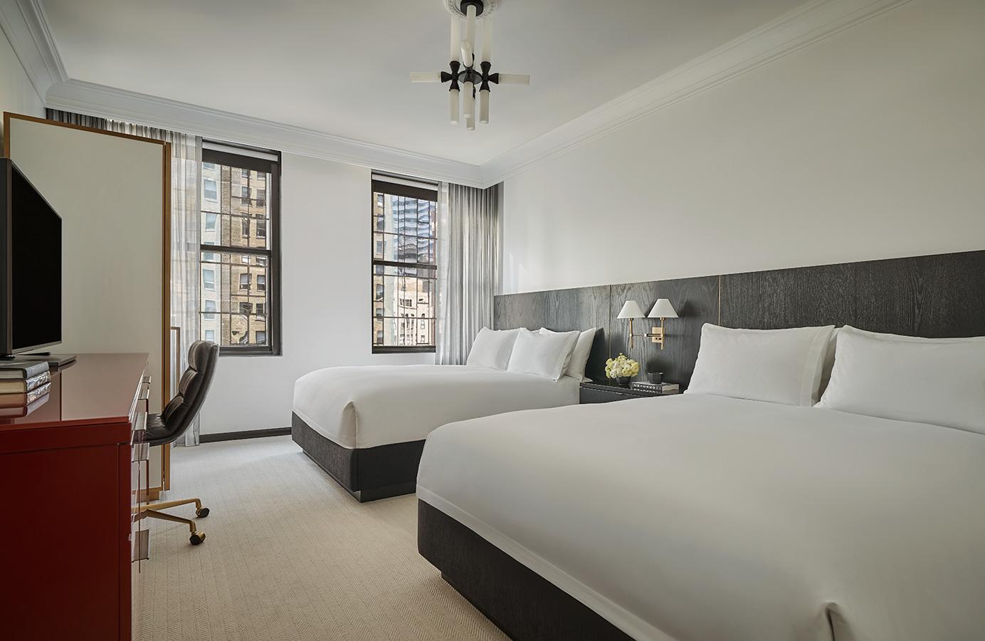 City Queen Queen Guestroom
