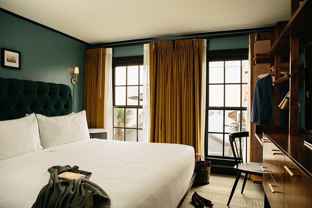 Collectors Premier 1 King Bedroom Suite