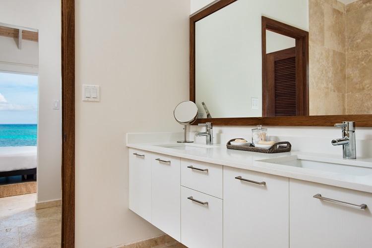 Two Bedroom Beachfront Villa Premier
