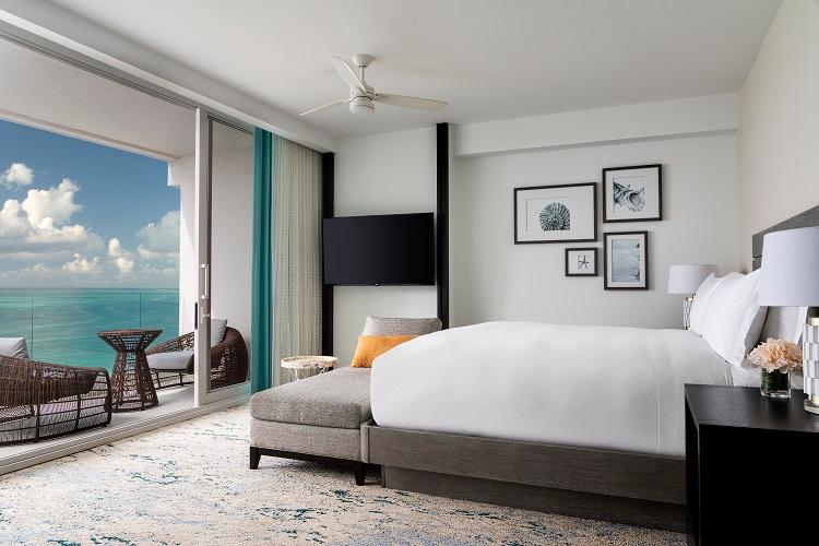 Deluxe Oceanfront View Double Queen