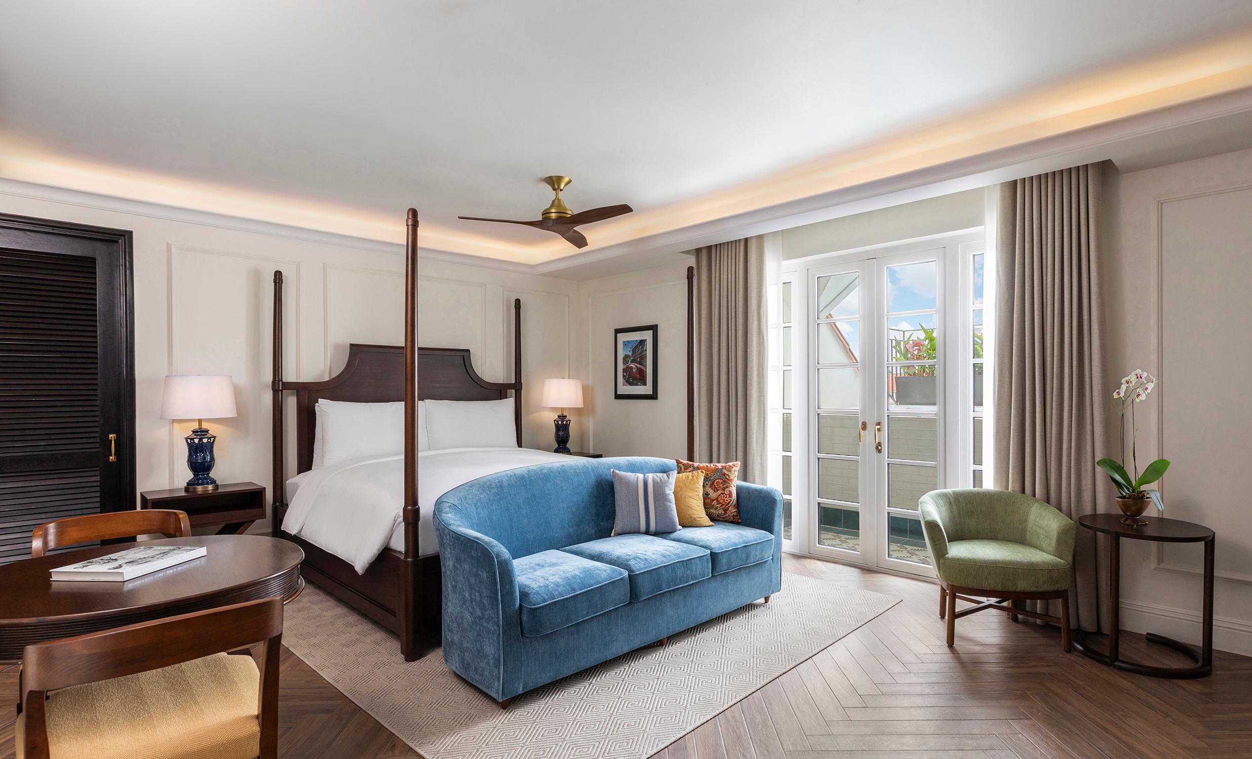 Opera 1 Bedroom Suite 1 King