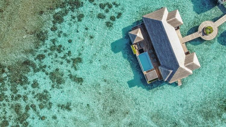 Three-bedroom Presidential Water Villa (1)
