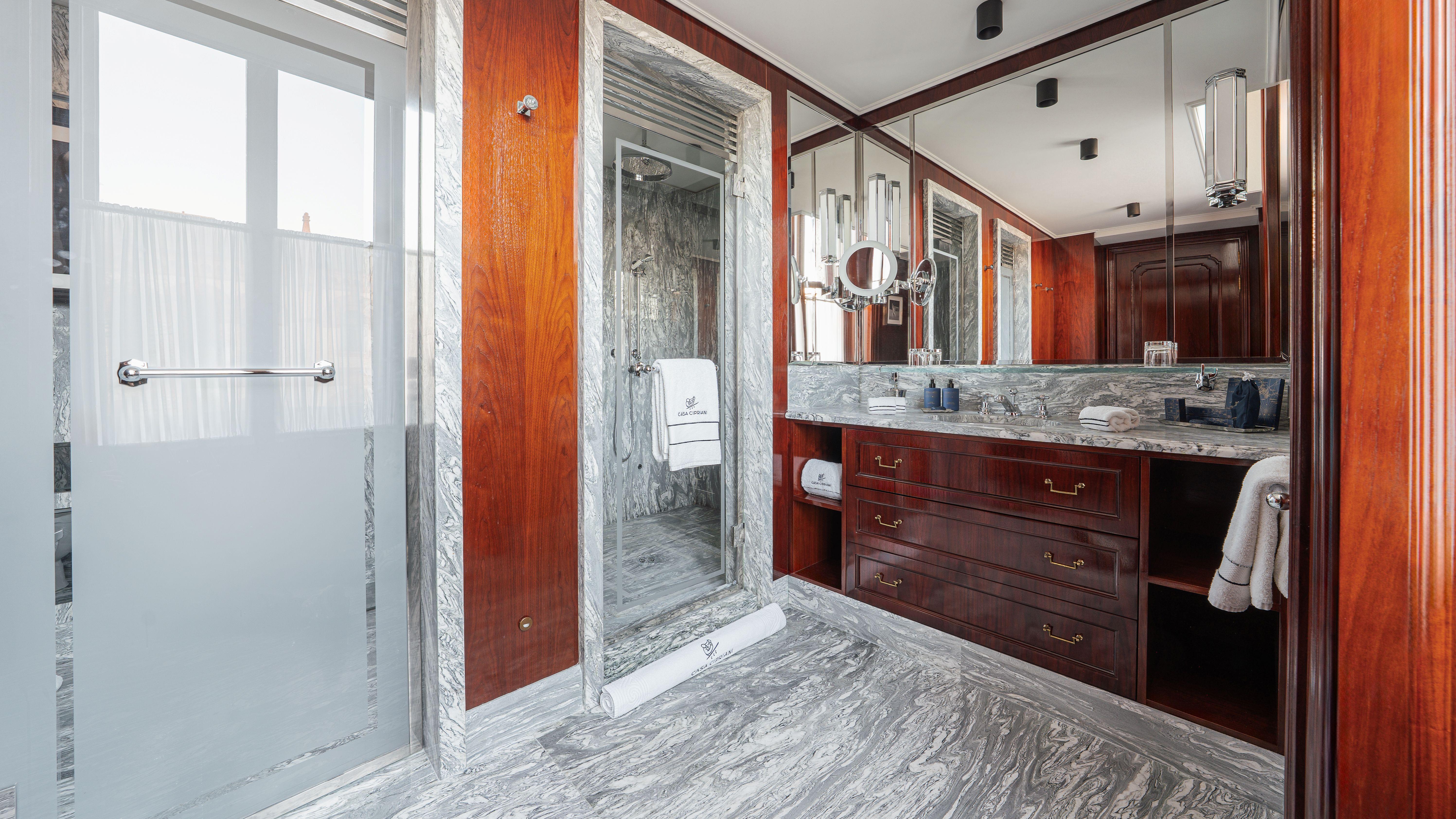 Signature Suite