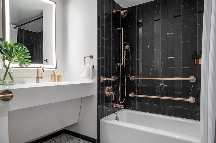 ADA Premium Junior Suite King