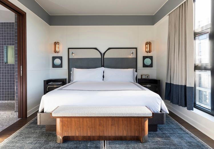 King Bed