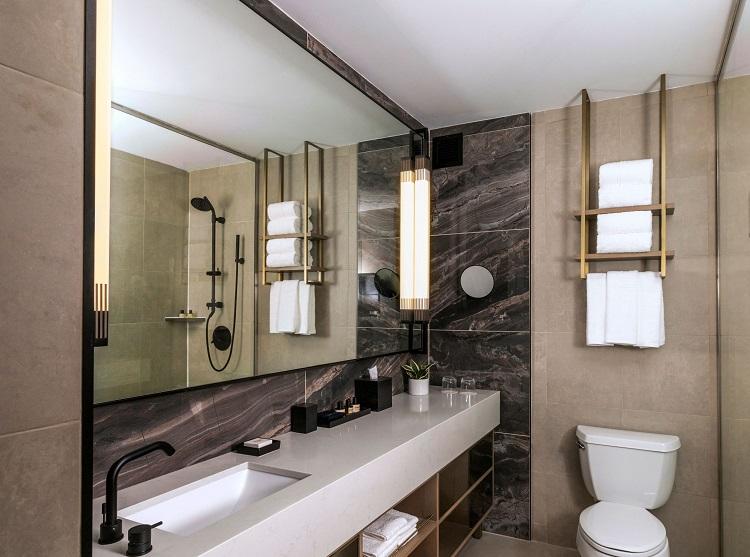 Standard King (300 sq. ft.)