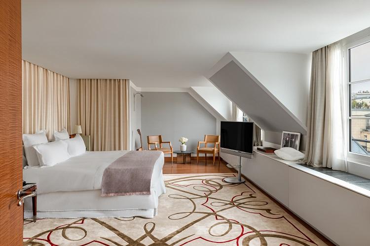 Penthouse Suite
