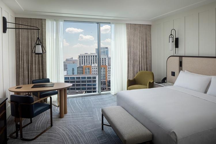 Deluxe Room One King Bed