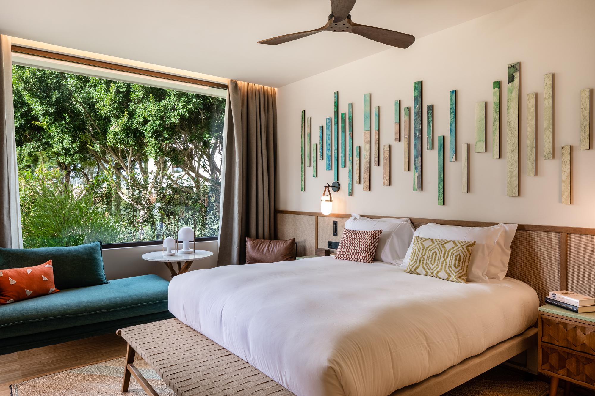 1 King Bed Double Balcony