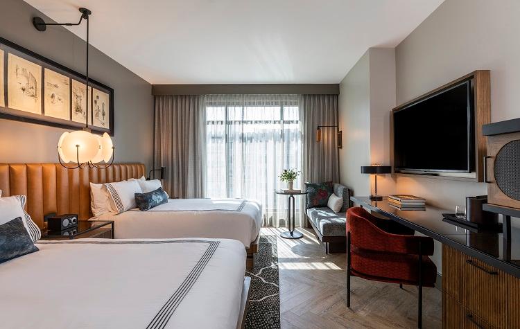 2 Queen Beds, Partial Riverview