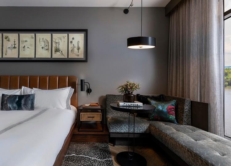 1 King Bed, Partial Riverview