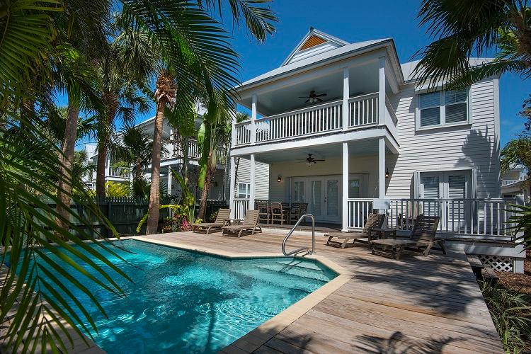 Three-Bedroom Villas