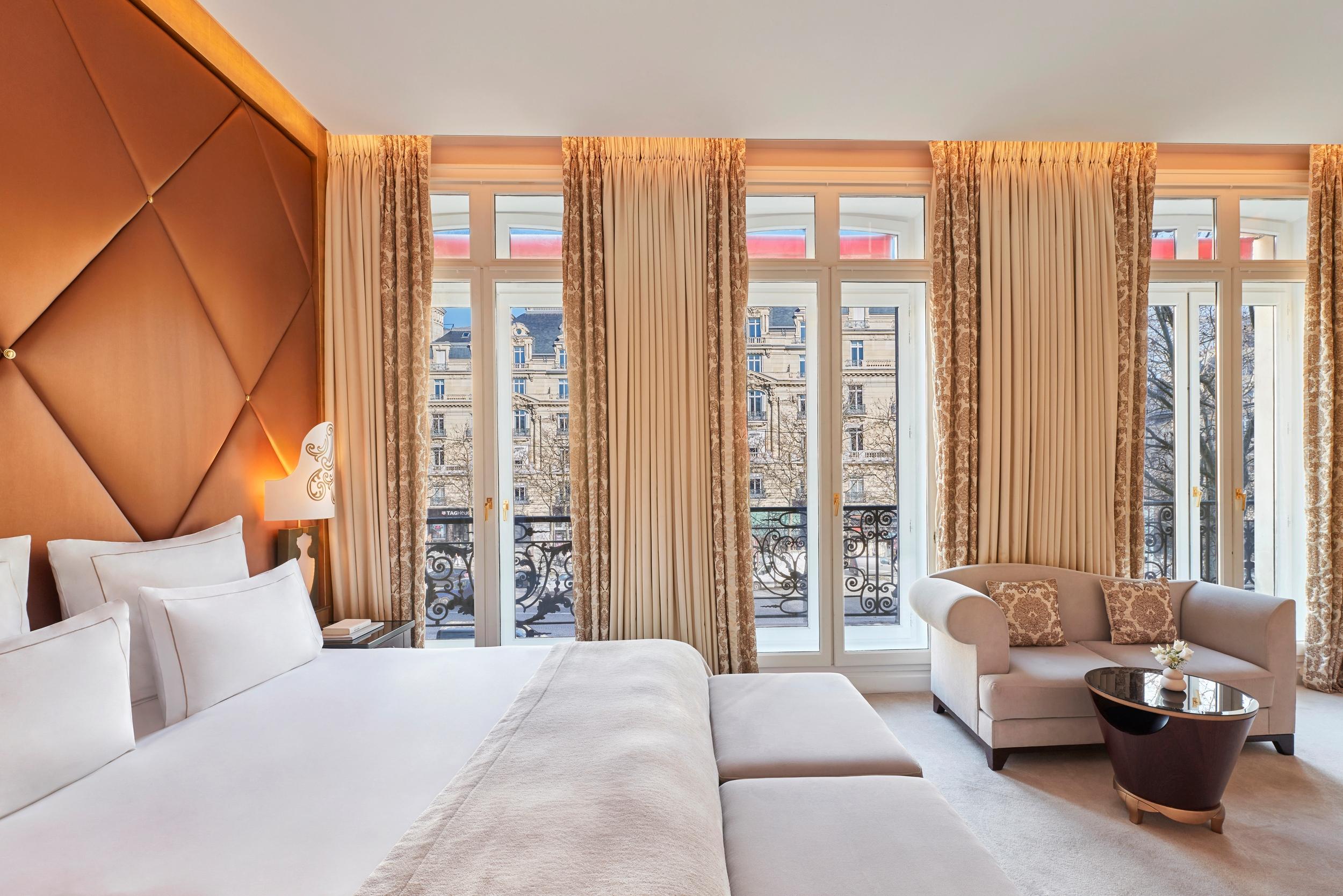Prestige Champs-Elysées Junior Suite
