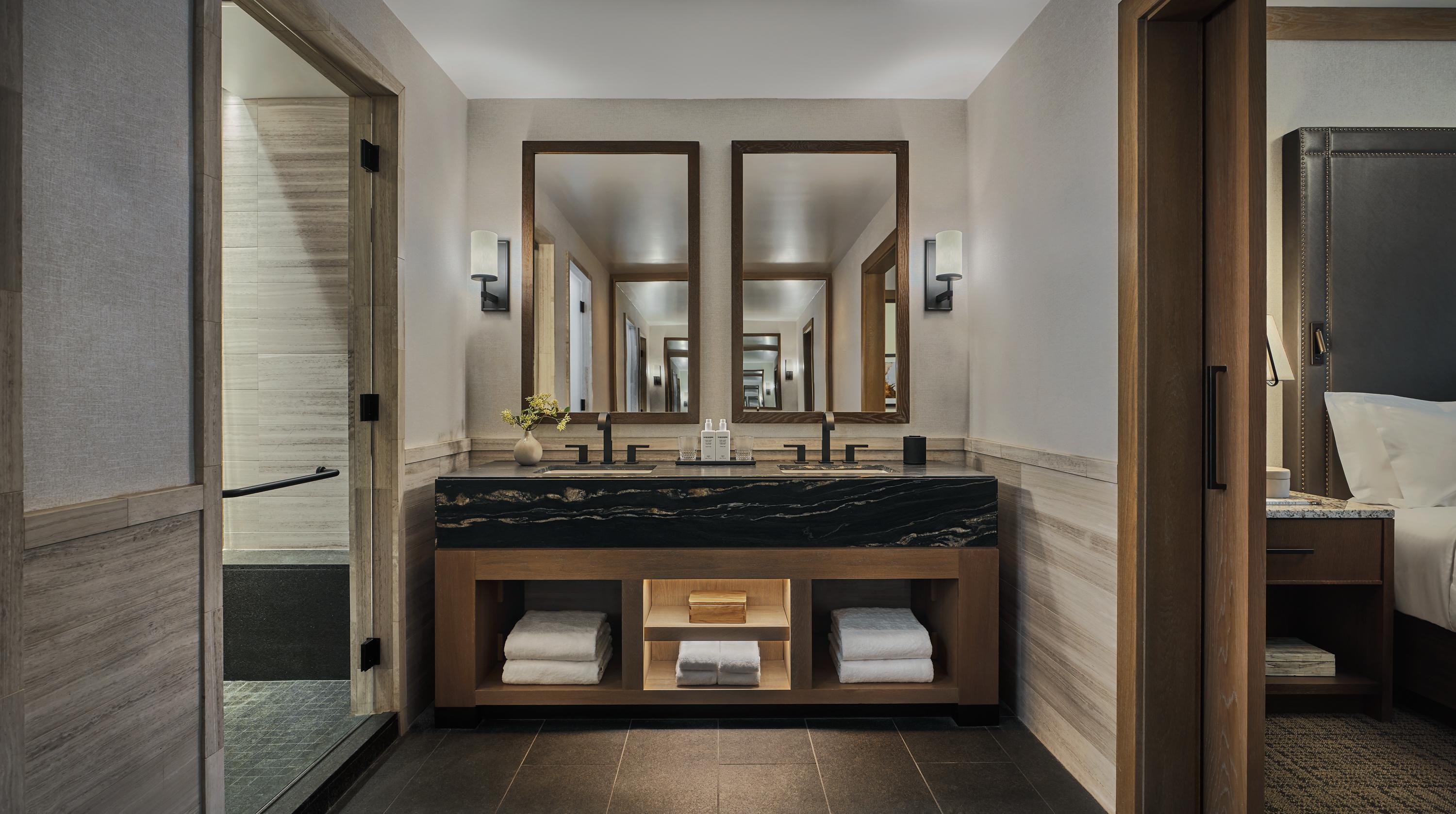 Junior One-Bedroom Suites