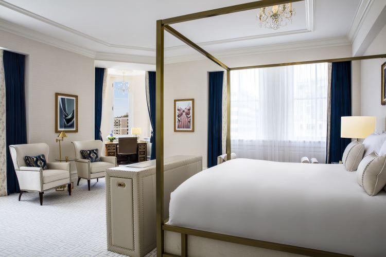 Pennsylvania Avenue One Bedroom Suite